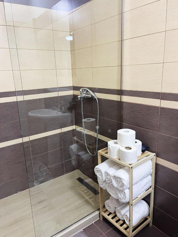 New Apartment In Center Of Tirana Bagian luar foto